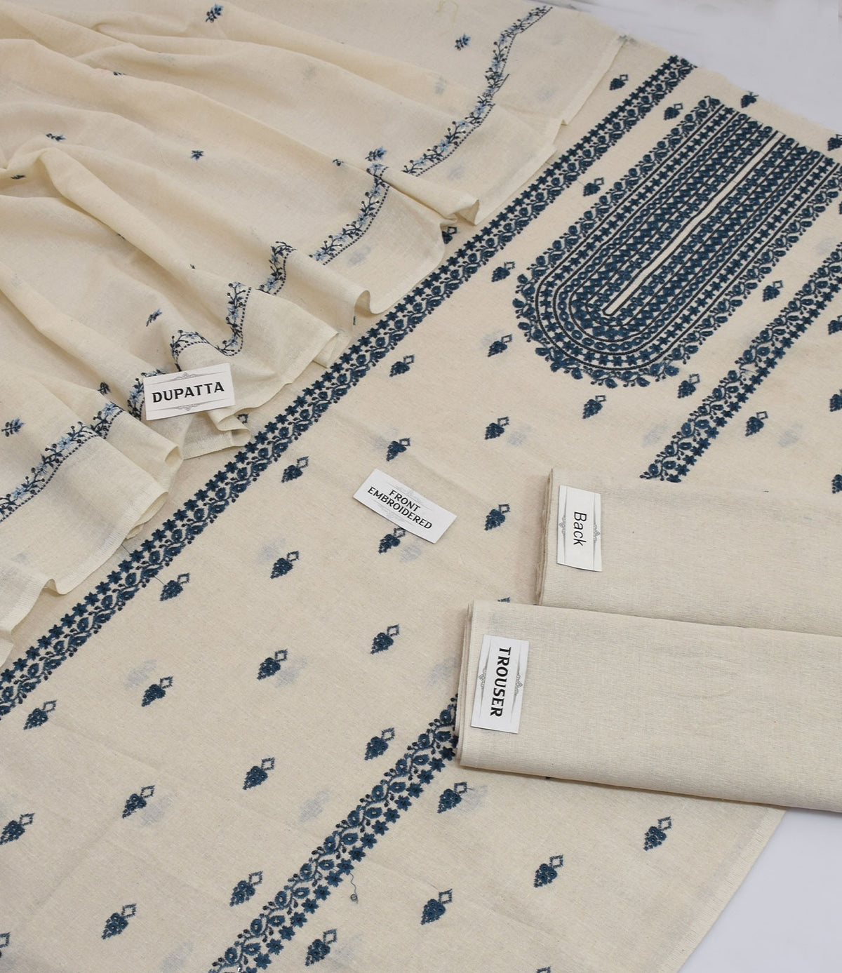 Bareeze Karandi Khaddar Embroidered 3-Piece Un-Stiched