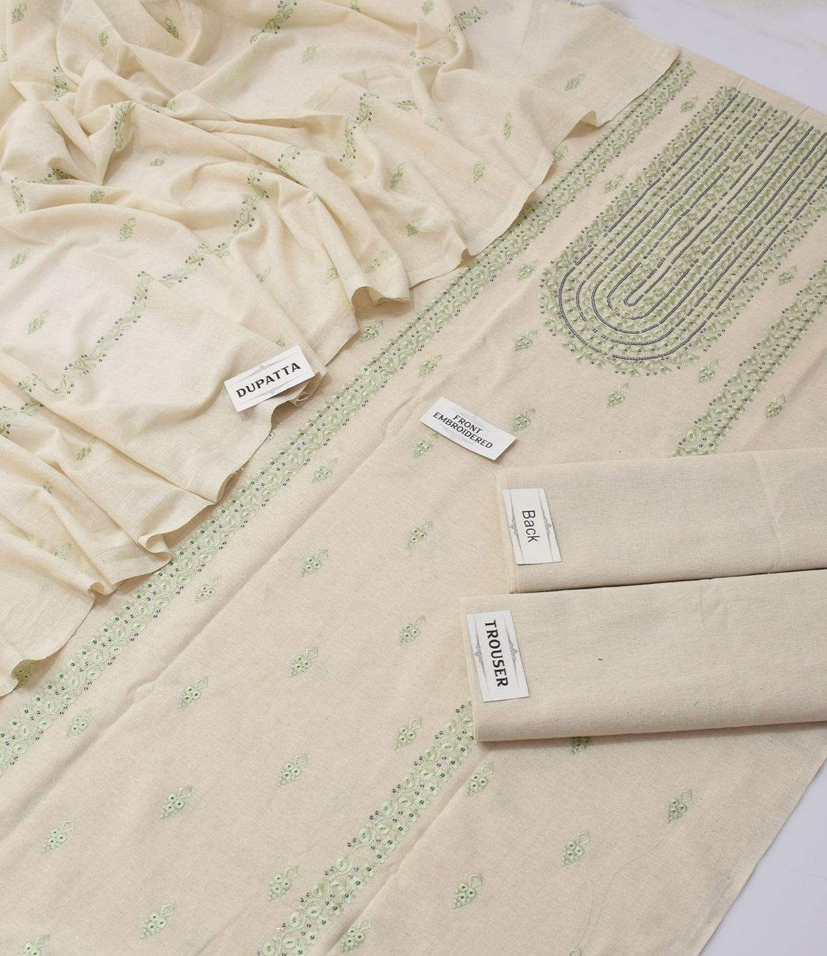 Bareeze Karandi Khaddar Embroidered 3-Piece Un-Stiched