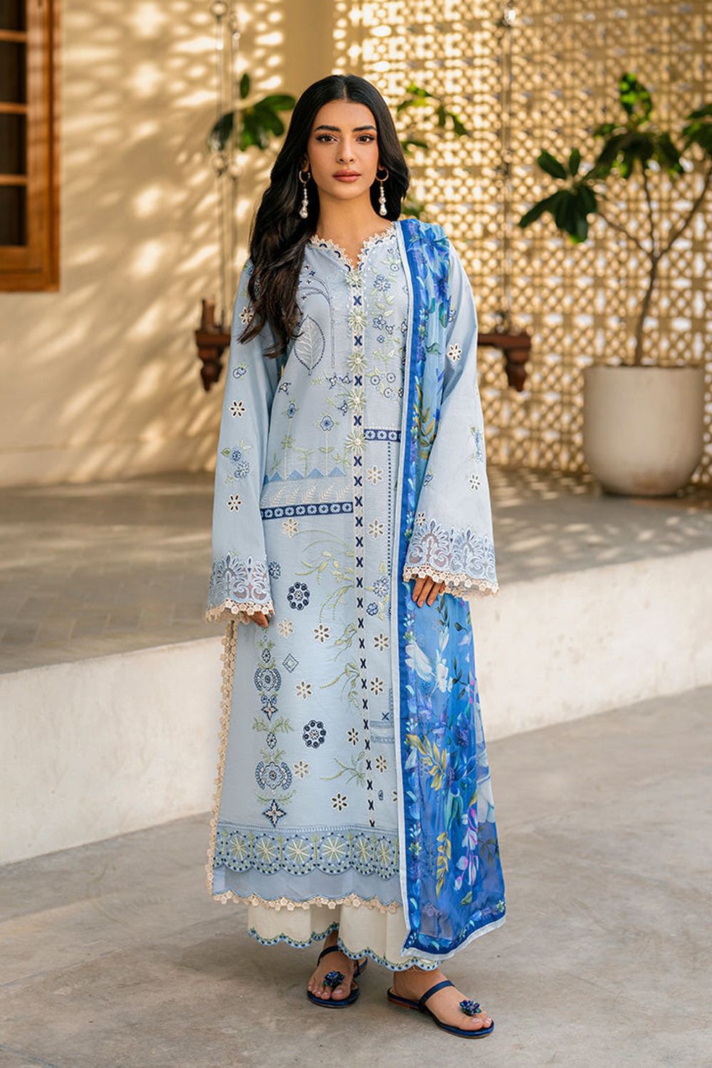 Roheenaz Winter Embroidered 3 Piece Unstitched